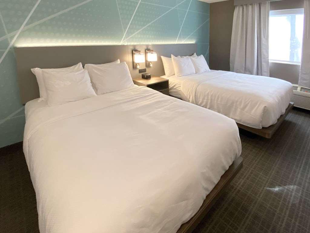 Comfort Inn & Suites Саратога-Спрінгс Номер фото